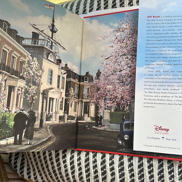 Practically Poppins in Every Way: A Magical Carpetbag of Countless Wonders Book - Picture 9 of 10